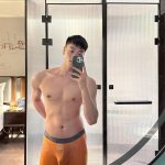 非常帥氣的大陸帥哥，内褲大包很有料，私下好騷，爆裸照